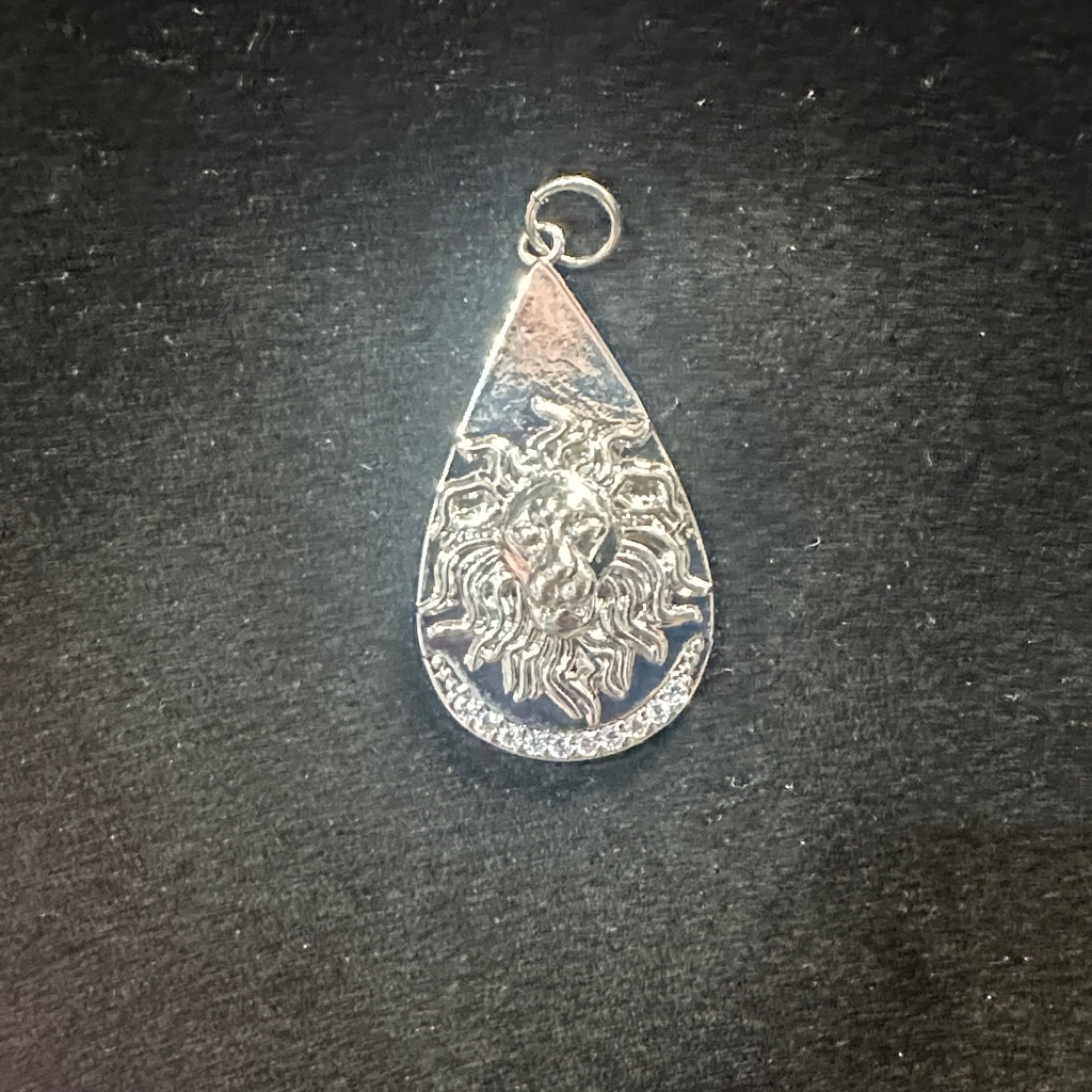Silver Lion Teardrop Pendant Necklace Charm - Silver Finish